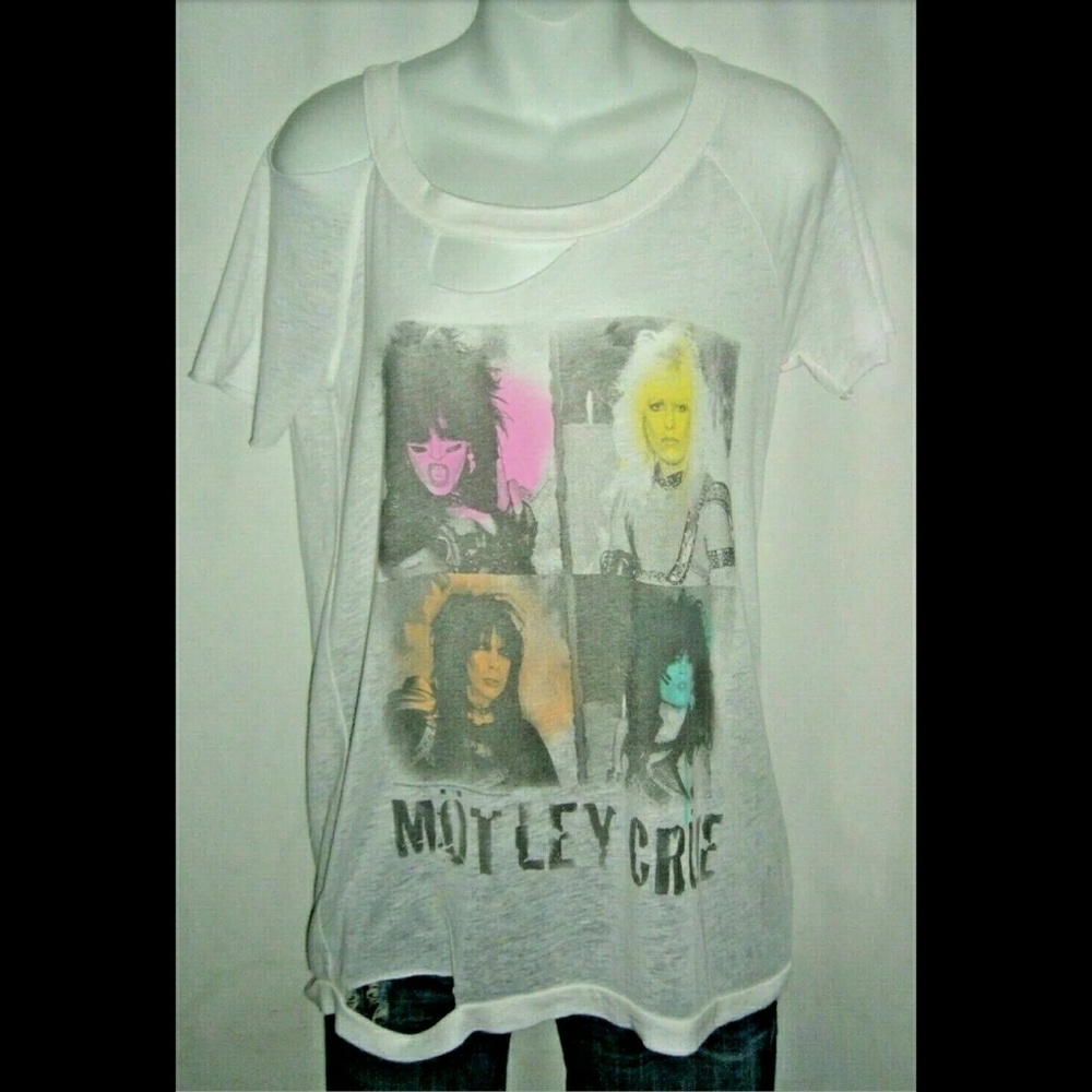 Chaser Motley Crue Shout At The Devil Ripped Tee - Picture 1 of 8